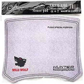 WILD WOLF MOUSE PAD